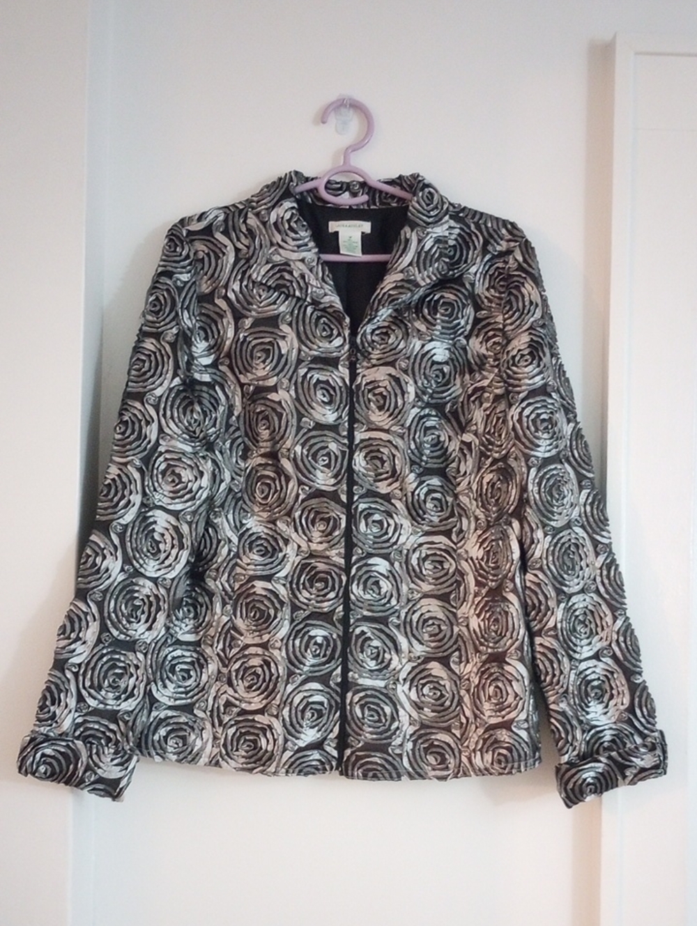 Laura Ashley Black Metallic Silver Rose Textured Jacquard Jacket Size Medium